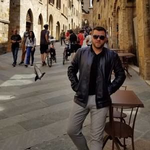 Meet your Posher, Jonathan